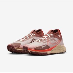 Nike React Pegasus Trail 4 GoreTex Womens 10 Running Trainers Sneakers Taupe Red